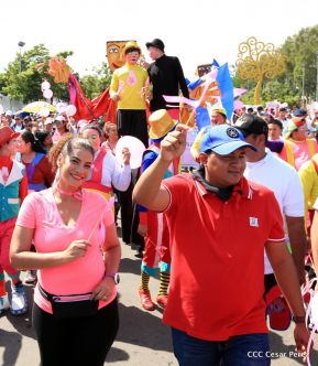 Caminata en saludo al Día Internacional de Lucha contra el Cáncer de Mama