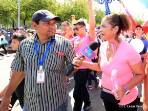 Caminata en saludo al Día Internacional de Lucha contra el Cáncer de Mama