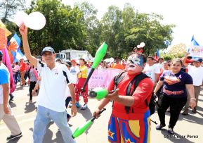 Caminata en saludo al Día Internacional de Lucha contra el Cáncer de Mama