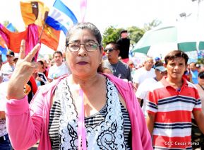 Caminata en saludo al Día Internacional de Lucha contra el Cáncer de Mama