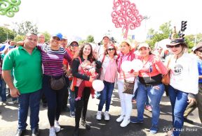 Caminata en saludo al Día Internacional de Lucha contra el Cáncer de Mama
