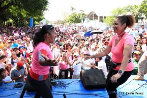 Caminata en saludo al Día Internacional de Lucha contra el Cáncer de Mama