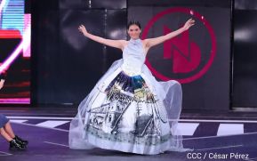 Estilo y elegancia en Nicaragua Diseña 2019 inspirada en Managua Bicentenaria