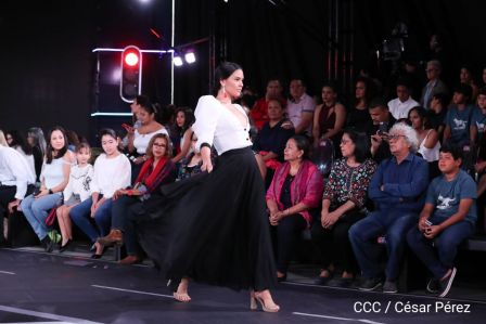Estilo y elegancia en Nicaragua Diseña 2019 inspirada en Managua Bicentenaria