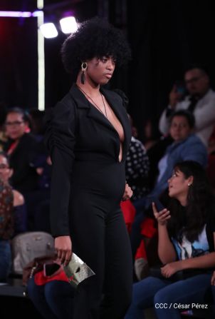 Estilo y elegancia en Nicaragua Diseña 2019 inspirada en Managua Bicentenaria