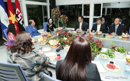Hermandad y compañerismo en reunión del presidente Daniel Ortega y vicepresidenta Rosario Murillo con delegación de alto nivel de Vietnam