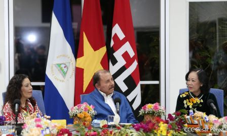 Hermandad y compañerismo en reunión del presidente Daniel Ortega y vicepresidenta Rosario Murillo con delegación de alto nivel de Vietnam