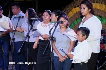 Desborde de Amor en homenaje a los héroes y mártires de Los Sabogales