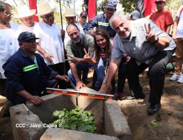 Desborde de Amor en homenaje a los héroes y mártires de Los Sabogales
