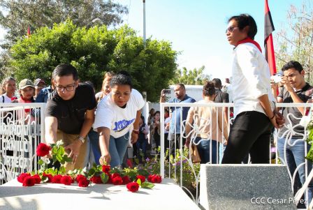 Desborde de Amor en homenaje a los héroes y mártires de Los Sabogales