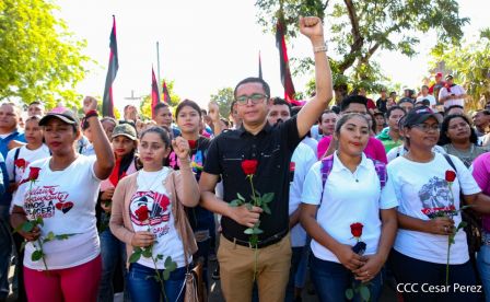 Desborde de Amor en homenaje a los héroes y mártires de Los Sabogales