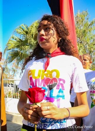 Desborde de Amor en homenaje a los héroes y mártires de Los Sabogales
