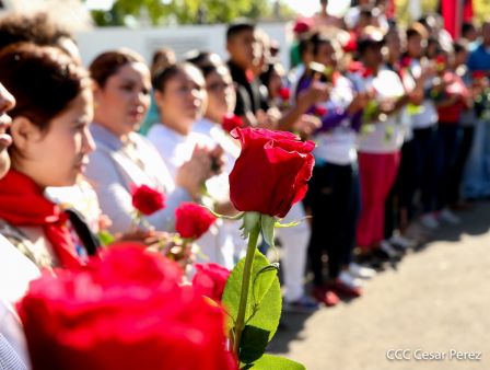 Desborde de Amor en homenaje a los héroes y mártires de Los Sabogales