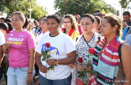 Desborde de Amor en homenaje a los héroes y mártires de Los Sabogales
