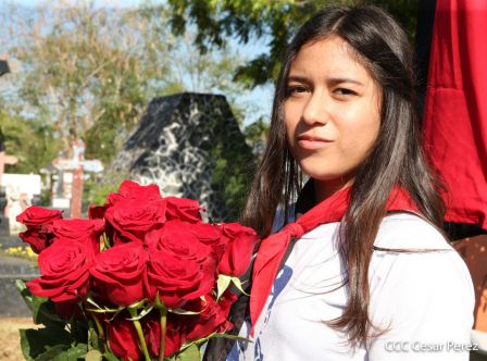 Desborde de Amor en homenaje a los héroes y mártires de Los Sabogales