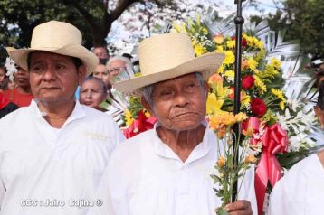 Desborde de Amor en homenaje a los héroes y mártires de Los Sabogales