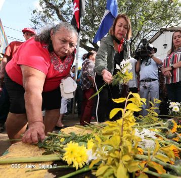 Desborde de Amor en homenaje a los héroes y mártires de Los Sabogales