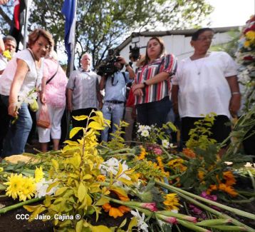 Desborde de Amor en homenaje a los héroes y mártires de Los Sabogales