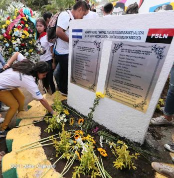 Desborde de Amor en homenaje a los héroes y mártires de Los Sabogales