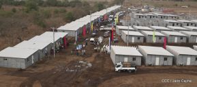 Familias recibieron las primeras 100 casas del programa Bismarck Martínez