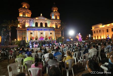 Concierto de música navideña en la Plaza de la Revolución