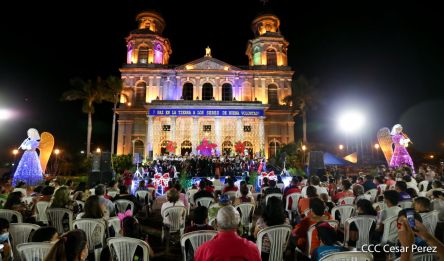 Concierto de música navideña en la Plaza de la Revolución