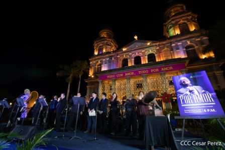 Por Amor: Nicaragua realiza concierto en homenaje a Armando Manzanero 