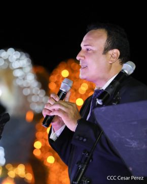 Homenaje musical a Armando Manzanero en la Plaza de la Revolución