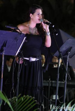 Homenaje musical a Armando Manzanero en la Plaza de la Revolución
