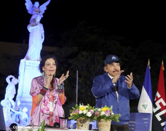 Encuentro del Presidente Daniel y la Compañera Rosario con las Familias de nuestra Nicaragua Bendita