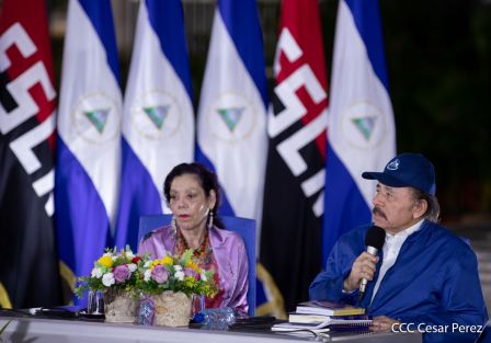 Encuentro del Presidente Daniel y la Compañera Rosario con las Familias de nuestra Nicaragua Bendita