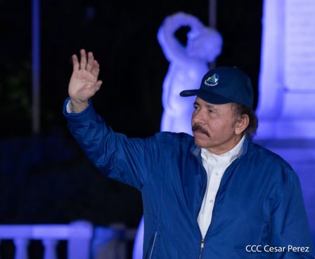 Encuentro del Presidente Daniel y la Compañera Rosario con las Familias de nuestra Nicaragua Bendita