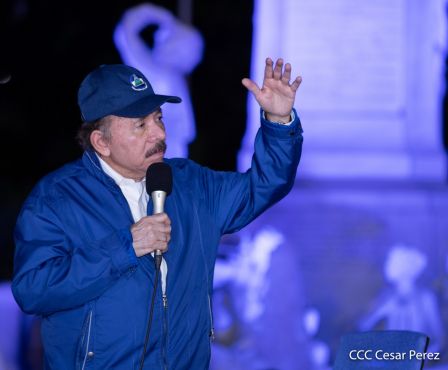 Encuentro del Presidente Daniel y la Compañera Rosario con las Familias de nuestra Nicaragua Bendita