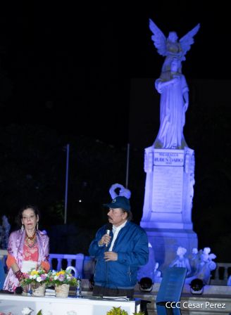 Encuentro del Presidente Daniel y la Compañera Rosario con las Familias de nuestra Nicaragua Bendita