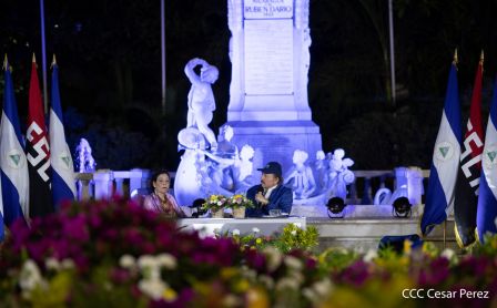 Encuentro del Presidente Daniel y la Compañera Rosario con las Familias de nuestra Nicaragua Bendita