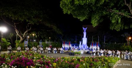 Encuentro del Presidente Daniel y la Compañera Rosario con las Familias de nuestra Nicaragua Bendita