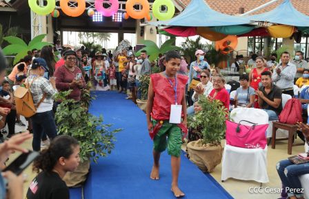 Nicaragua Fuerza Bendita: III Edición de la Pasarela Verano de Amor