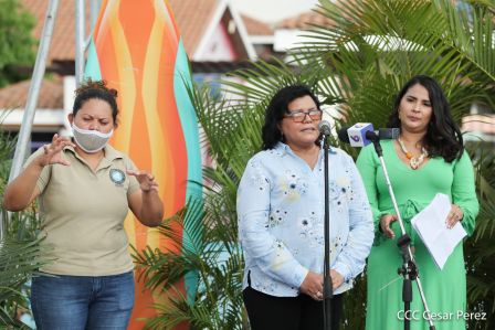 Nicaragua Fuerza Bendita: III Edición de la Pasarela Verano de Amor