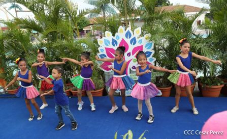 Nicaragua Fuerza Bendita: III Edición de la Pasarela Verano de Amor