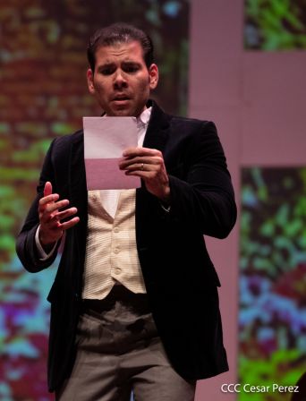 Puesta en escena de La Traviata del italiano Giuseppe Verdi