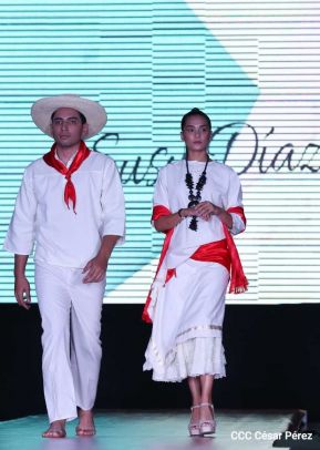 ES Arte Moda, Diseño y Muralismo