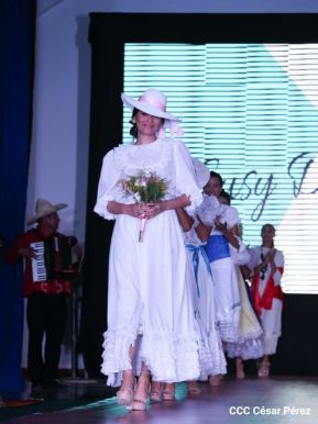 ES Arte Moda, Diseño y Muralismo