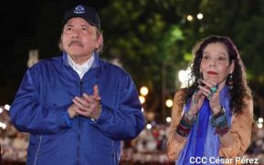 Presidente Daniel Ortega y Compañera Rosario presiden acto del 43/19 de la Revolución Sandinista