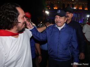 Presidente Daniel Ortega y Compañera Rosario presiden acto del 43/19 de la Revolución Sandinista