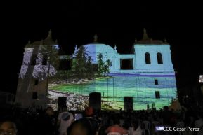 ¡Sí, el Arte es el Azul...!