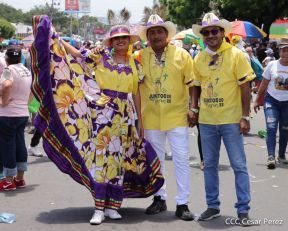 Peregrinaje de Santo Domingo de Guzmán rumbo a Las Sierritas