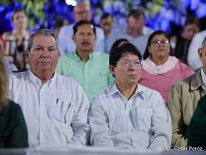 Presidente Daniel Ortega y Vicepresidenta Rosario Murillo presidieron acto del 43 Aniversario de la Policía Nacional