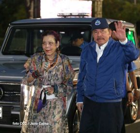 Desfile Policial En Fuerzas de Victorias desde la Avenida de Bolívar a Chávez