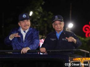 Desfile Policial En Fuerzas de Victorias desde la Avenida de Bolívar a Chávez
