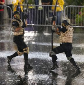 Desfile Policial En Fuerzas de Victorias desde la Avenida de Bolívar a Chávez